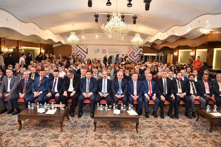 Yerel Yönetimlerin En Büyük Teşkilatı Trabzon'da Buluştu