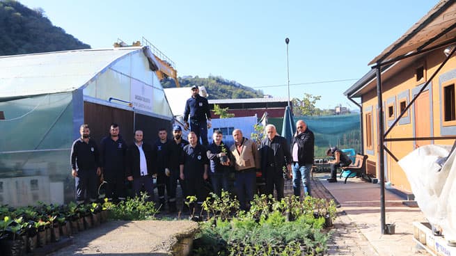 Trabzon’da Aronya Fideleri Çiftçilere Dağıtıldı