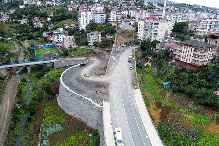 Trabzon'da Trafiği Yarı Yarıya Azaltan Çözüm! 