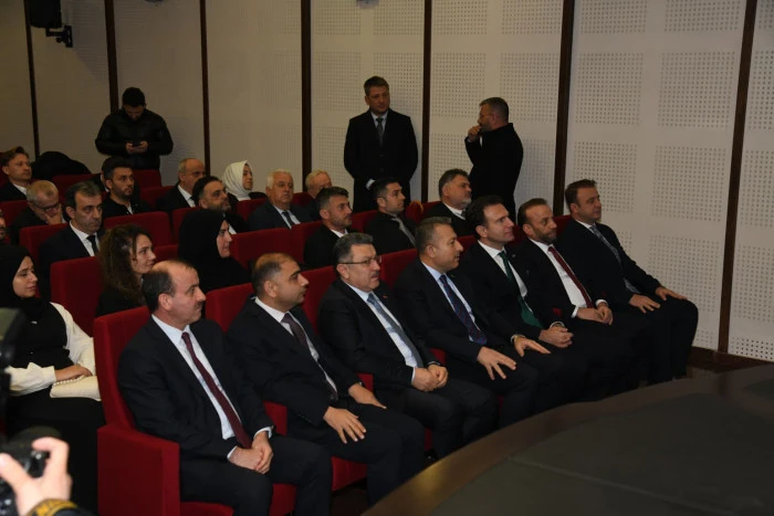 Trabzon&rsquo;da Ok&ccedil;uluk Eğitimi İ&ccedil;in G&uuml;&ccedil; Birliği Sağlandı, 18 İl&ccedil;edeki Okullarda Eğitim Başlıyor