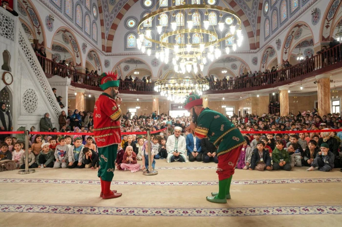 Of&rsquo;ta &ccedil;ocuklar Tekne Orucu etkinliğinde Ramazan coşkusunu doyasıya yaşadı