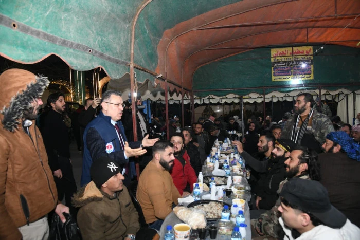 Başkan Gen&ccedil; Halep&rsquo;te iftar sofrasında konuştu: Ramazan kardeşliği ve dayanışmayı b&uuml;y&uuml;t&uuml;yor