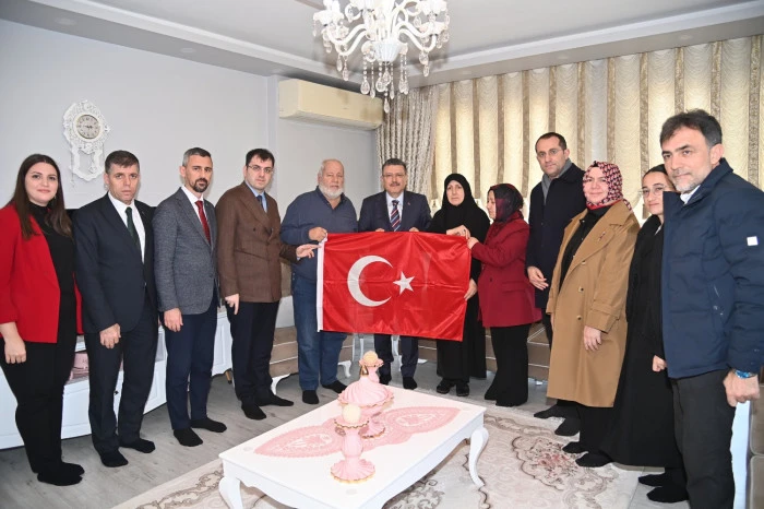 Başkan Gen&ccedil;, Ak&ccedil;aabat&rsquo;ta iftar programında verilen hizmet s&ouml;zlerinin s&uuml;rd&uuml;ğ&uuml;n&uuml; s&ouml;yledi