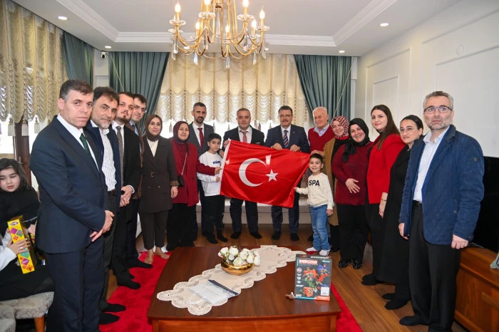 Başkan Gen&ccedil;, Ak&ccedil;aabat&rsquo;ta iftar programında verilen hizmet s&ouml;zlerinin s&uuml;rd&uuml;ğ&uuml;n&uuml; s&ouml;yledi