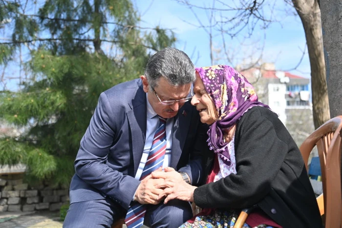 Başkan Gen&ccedil;, Ak&ccedil;aabat&rsquo;ta iftar programında verilen hizmet s&ouml;zlerinin s&uuml;rd&uuml;ğ&uuml;n&uuml; s&ouml;yledi