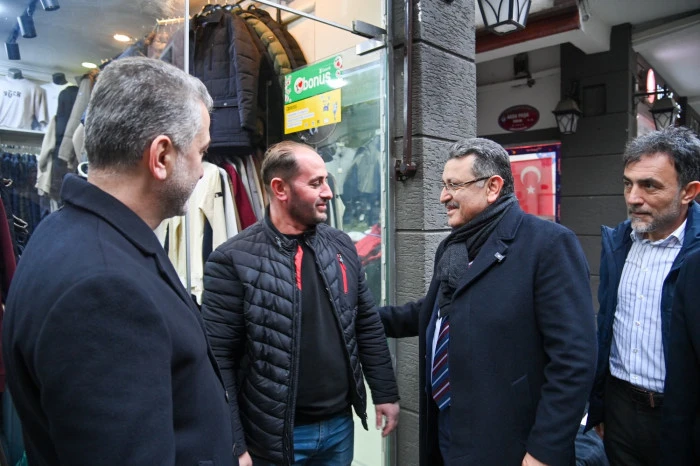 Başkan Gen&ccedil;, Ak&ccedil;aabat&rsquo;ta iftar programında verilen hizmet s&ouml;zlerinin s&uuml;rd&uuml;ğ&uuml;n&uuml; s&ouml;yledi