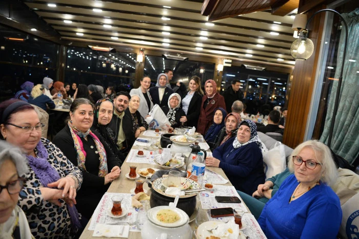 Trabzon B&uuml;y&uuml;kşehir Belediyesi&rsquo;nden Yaşlılar Haftası&rsquo;na &ouml;zel anlamlı etkinlik