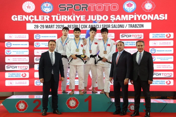 Trabzon&rsquo;da d&uuml;zenlenen T&uuml;rkiye Gen&ccedil;ler Judo Şampiyonası b&uuml;y&uuml;k heyecana sahne oluyor