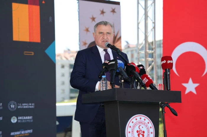 Başkan Gen&ccedil;: Trabzon&rsquo;da spor yatırımları b&uuml;y&uuml;meye devam edecek