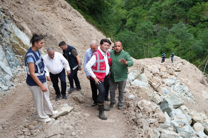 Başkan Ahmet Kaya'dan &Ccedil;ağlayan Şelalesi Projesi'nde İnceleme