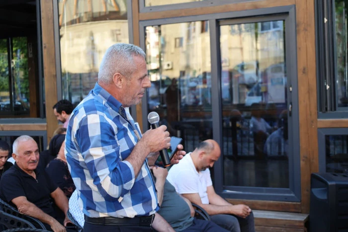 Arsin&rsquo;de vatandaşlarla buluşan Başkan Bilgin, yatırımları anlattı