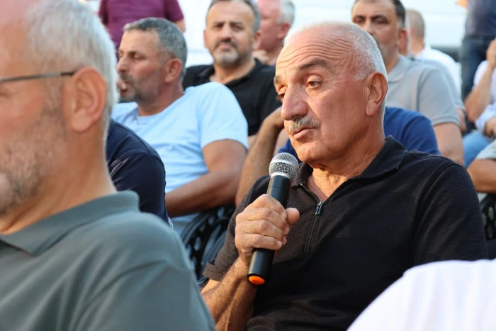 Arsin&rsquo;de vatandaşlarla buluşan Başkan Bilgin, yatırımları anlattı