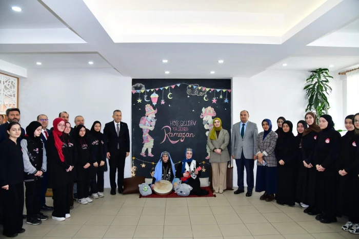 Vali Tahir Şahin, &ldquo;Maarifin Kalbinde Ramazan&rdquo; Etkinliğine Katıldı
