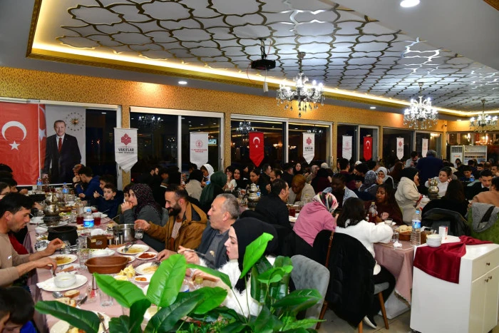 Ortahisar Belediye Başkanı Ahmet Kaya, CHP Trabzon &Ouml;rg&uuml;t&uuml;n&uuml; İftar Programında Bir Araya Getirdi