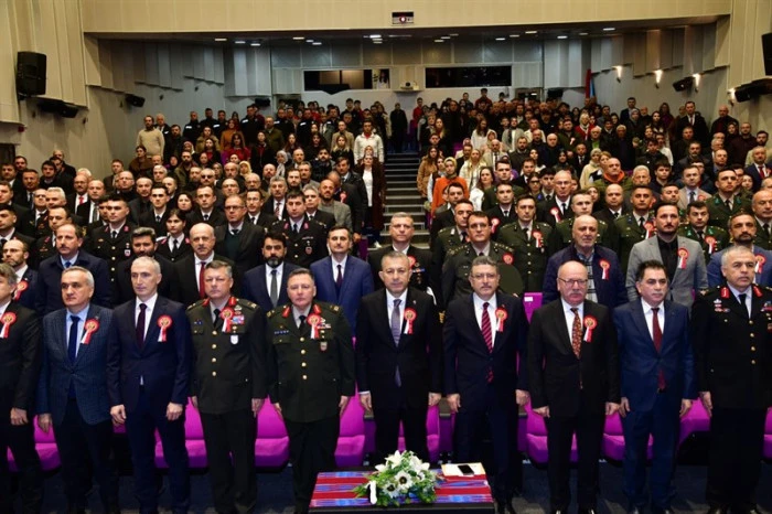 Trabzon&rsquo;un Kurtuluşu&rsquo;nun 108. Yıl D&ouml;n&uuml;m&uuml; Coşkuyla Kutlandı