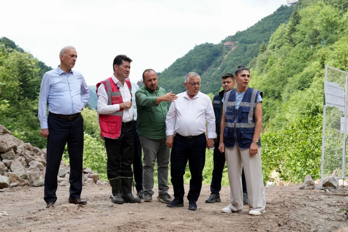 Başkan Ahmet Kaya'dan &Ccedil;ağlayan Şelalesi Projesi'nde İnceleme