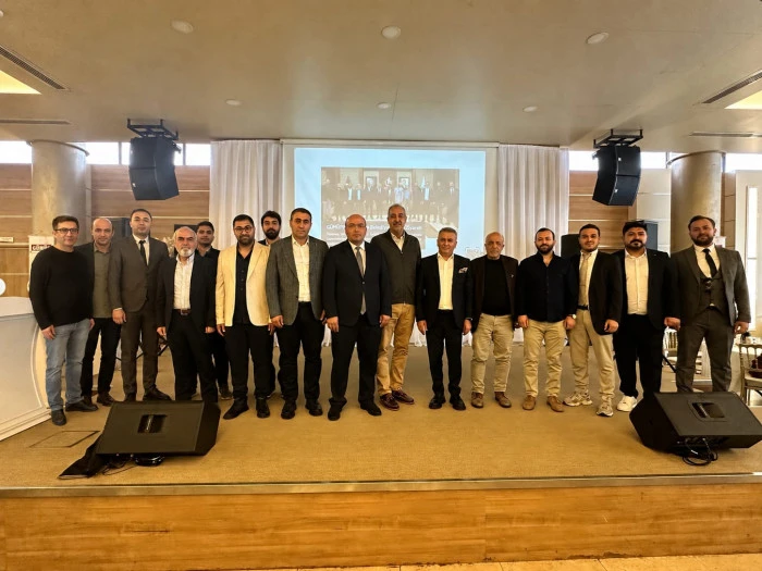 G&Uuml;M&Uuml;P'ten dev organizasyon; T&uuml;rkiye'nin Uzay Vizyonu İstanbul'da masaya yatırıldı