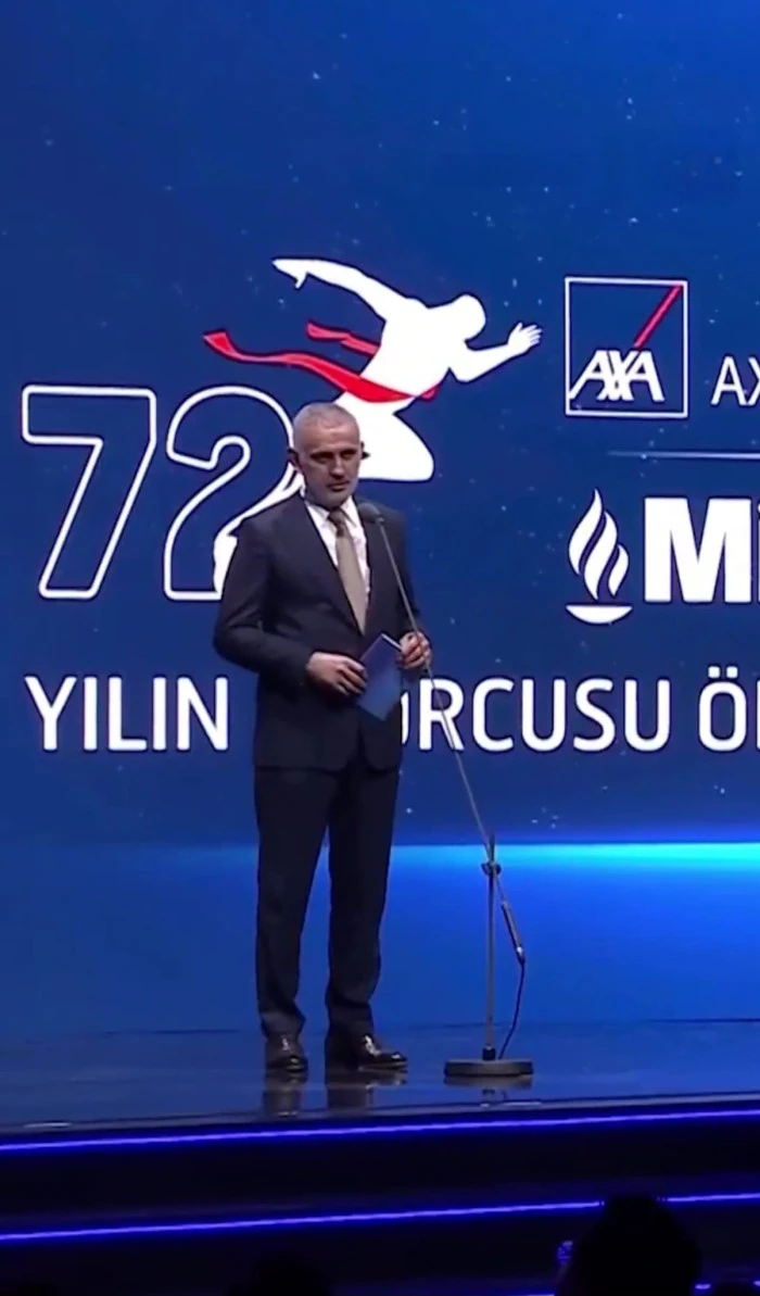İbrahim Ethem Hacıosmanoğlu, Milliyet Yılın Sporcusu &Ouml;d&uuml;l T&ouml;reni&rsquo;nde sahne aldı