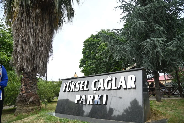 Beşikd&uuml;z&uuml;&rsquo;nde yeni &ccedil;ocuk parkları ve spor alanları hizmete a&ccedil;ıldı