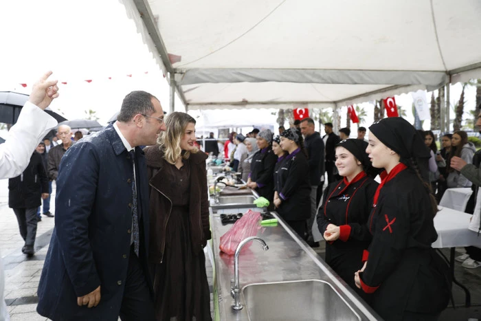 Ak&ccedil;aabat GastroFest kapılarını a&ccedil;tı