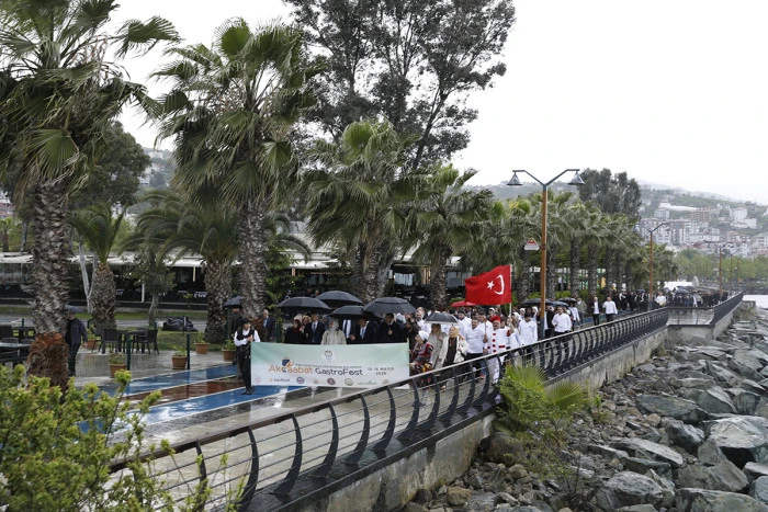 Ak&ccedil;aabat GastroFest kapılarını a&ccedil;tı