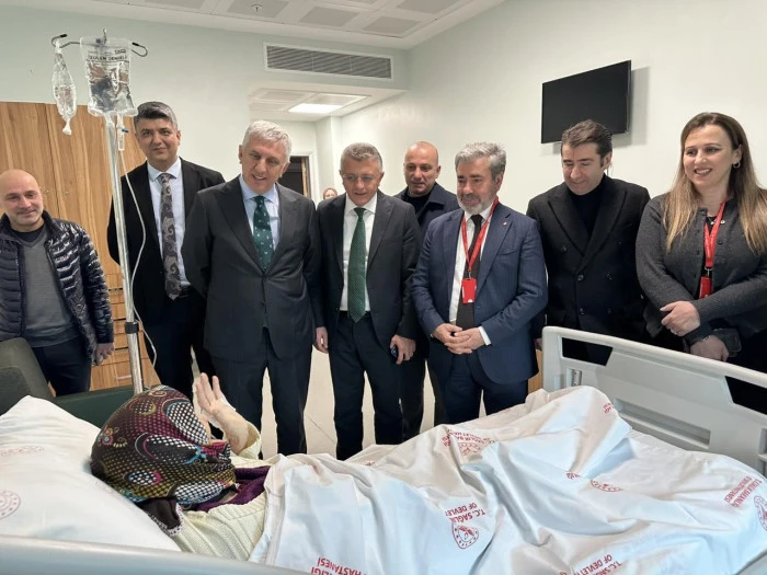 Başkan Sarıalioğlu, Of Devlet Hastanesi En &Uuml;st Seviyede Hizmet Veriyor B