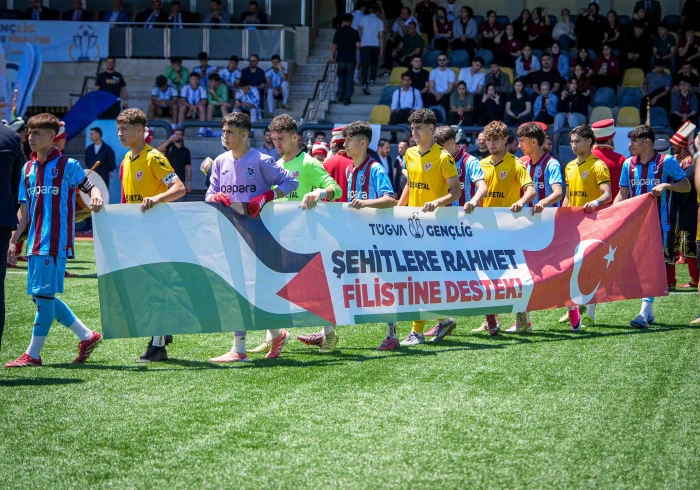 Zeyyat Kafkas, Gen&ccedil;Lig 2026 Finali'nde gen&ccedil;lerle buluştu