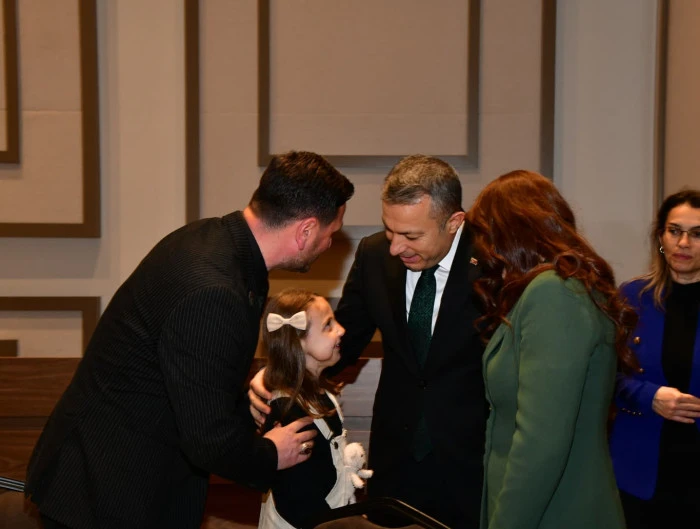 Vali Tahir Şahin, Ramazan&rsquo;ın İlk G&uuml;n&uuml;nde Şehit Aileleri ve Gazilerle İftar Sofrasında Buluştu