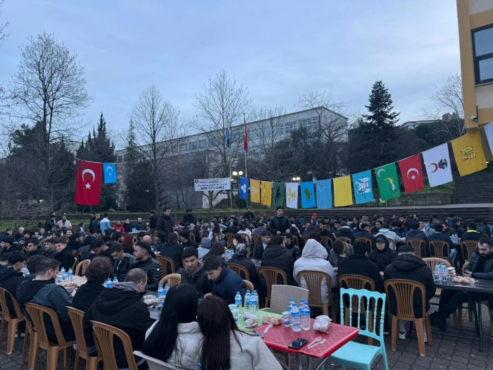 KT&Uuml; &Ouml;ğrenci Derneği&rsquo;nden Şehit Osman Kapusuz Anısına Dev İftar Programı