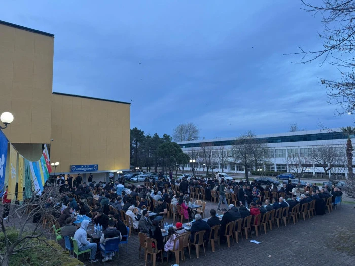 KT&Uuml; &Ouml;ğrenci Derneği&rsquo;nden Şehit Osman Kapusuz Anısına Dev İftar Programı