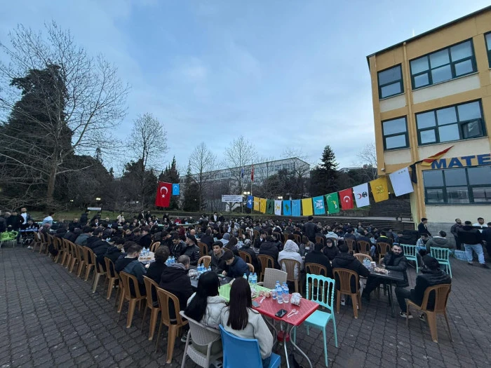 KT&Uuml; &Ouml;ğrenci Derneği&rsquo;nden Şehit Osman Kapusuz Anısına Dev İftar Programı