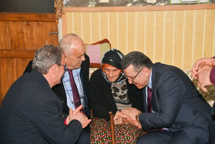 Başkan Gen&ccedil;, Şalpazarı&rsquo;nda Vatandaşlarla Buluştu: &ldquo;İl&ccedil;emizi Hak Ettiği Noktaya Taşıyacağız&rdquo;