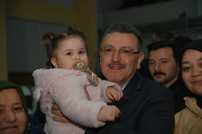 Başkan Gen&ccedil;, Şalpazarı&rsquo;nda Vatandaşlarla Buluştu: &ldquo;İl&ccedil;emizi Hak Ettiği Noktaya Taşıyacağız&rdquo;