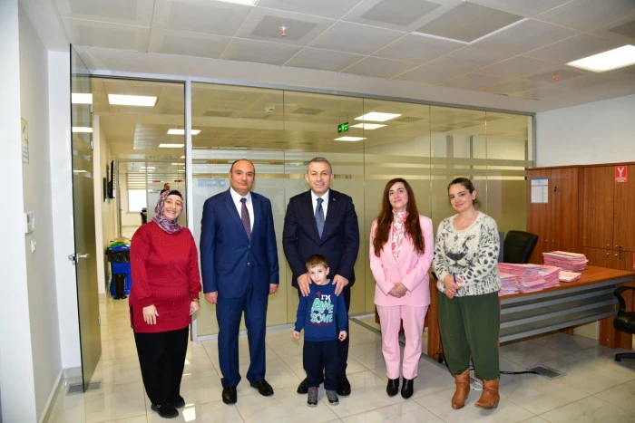 Trabzon valisi Tahir Şahin, Ortahisar Kaymakamlığına iade-i ziyarette bulundu.