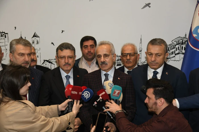 Trabzon&rsquo;da B&uuml;y&uuml;kşehir&rsquo;in bayramlaşma programı yoğun katılımla ger&ccedil;ekleşti