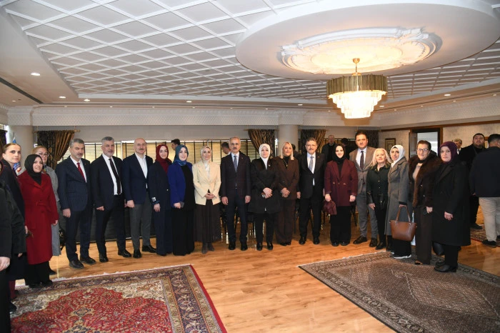 Trabzon&rsquo;da B&uuml;y&uuml;kşehir&rsquo;in bayramlaşma programı yoğun katılımla ger&ccedil;ekleşti