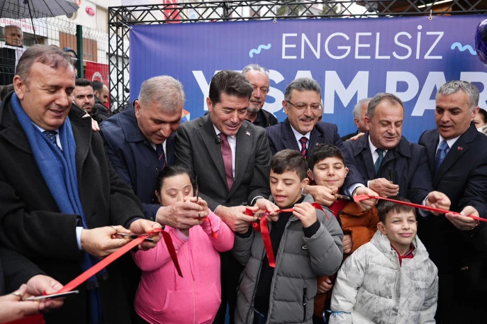 Trabzon&rsquo;da Engelsiz Yaşam Parkı hizmete a&ccedil;ılarak &ouml;zel bireyler i&ccedil;in yeni bir sosyal alan oluşturuldu