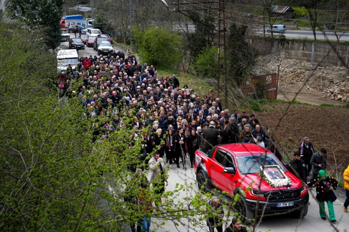 Başkan Kaya, Volkan Konak&rsquo;ın anma t&ouml;reninde duygusal mesajlar verdi