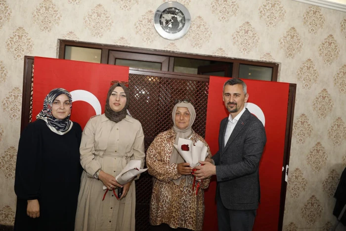 Ak&ccedil;aabat&rsquo;ta şehit anneleri Anneler G&uuml;n&uuml; programında bir araya geldi