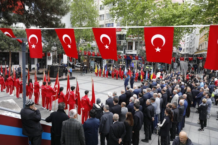 Ak&ccedil;aabat&rsquo;ta 19 Mayıs coşkusu t&ouml;ren ve etkinliklerle yaşandı