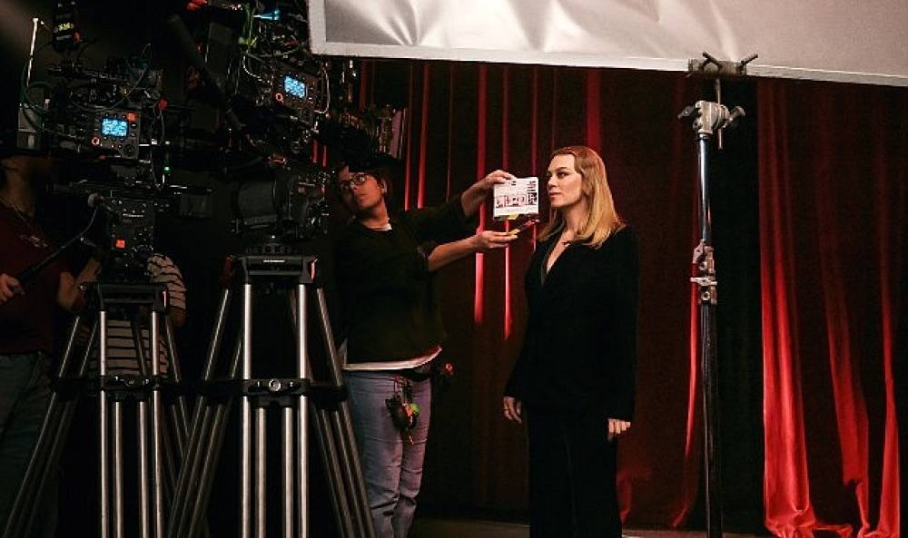 Demet Evgâr'dan Vodafone Kırmızı Işık Uygulamasıyla Şiddete Dur Çağrısı