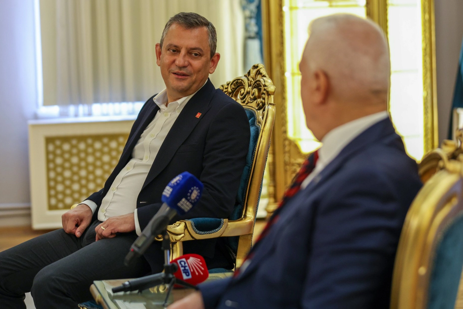 Başkan Bozbey&rsquo;in ifadesi başladı, &Ouml;zg&uuml;r &Ouml;zel Bursa'ya geliyor