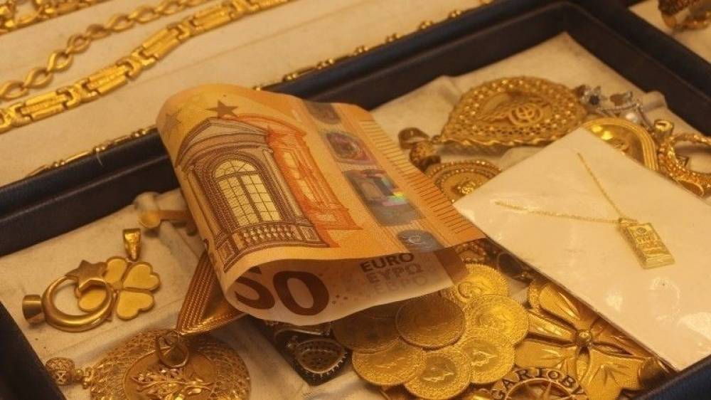 Hafta sonu altın fiyatları 3 Mayıs 2026: tam, yarım, &ccedil;eyrek altın ve gram altın ne kadar? 
