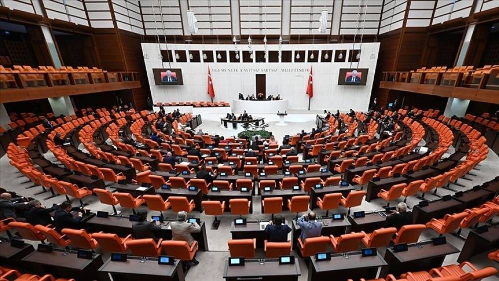 TBMM'de Okul G&uuml;venliği İ&ccedil;in Komisyon Kuruldu: Vekiller Sahaya İniyor! 