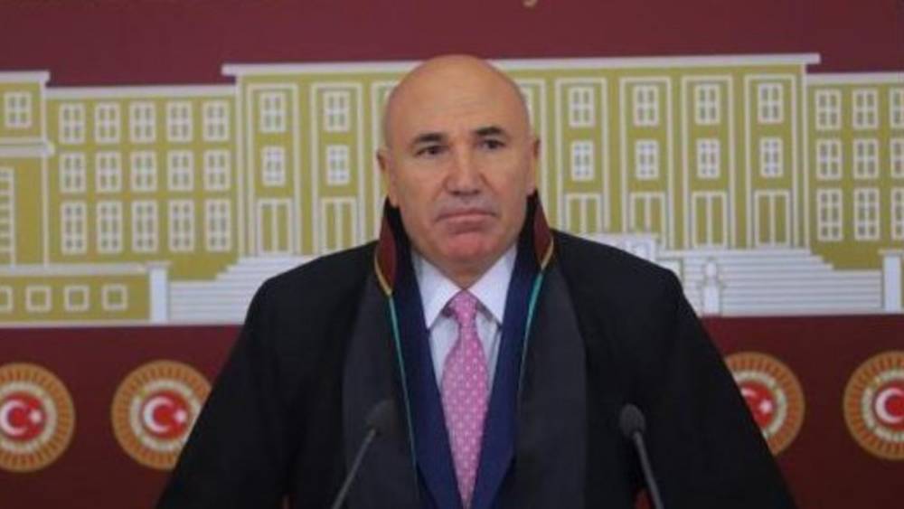 CHP&rsquo;li Milletvekili Tanal&rsquo;dan 'Divanyolu Caddesi' Tepkisi: &lsquo;Utan&ccedil; verici&rsquo; 