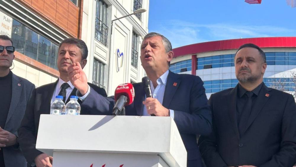 &Ouml;zg&uuml;r &Ouml;zel Adıyaman&rsquo;da konuştu: &lsquo;İktidar değişimi an meselesidir&rsquo;  - Videolu Haber