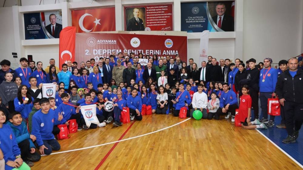 Adıyaman&rsquo;da Deprem Şehitlerini Anma Oryantiring Yarışmaları d&uuml;zenlendi 