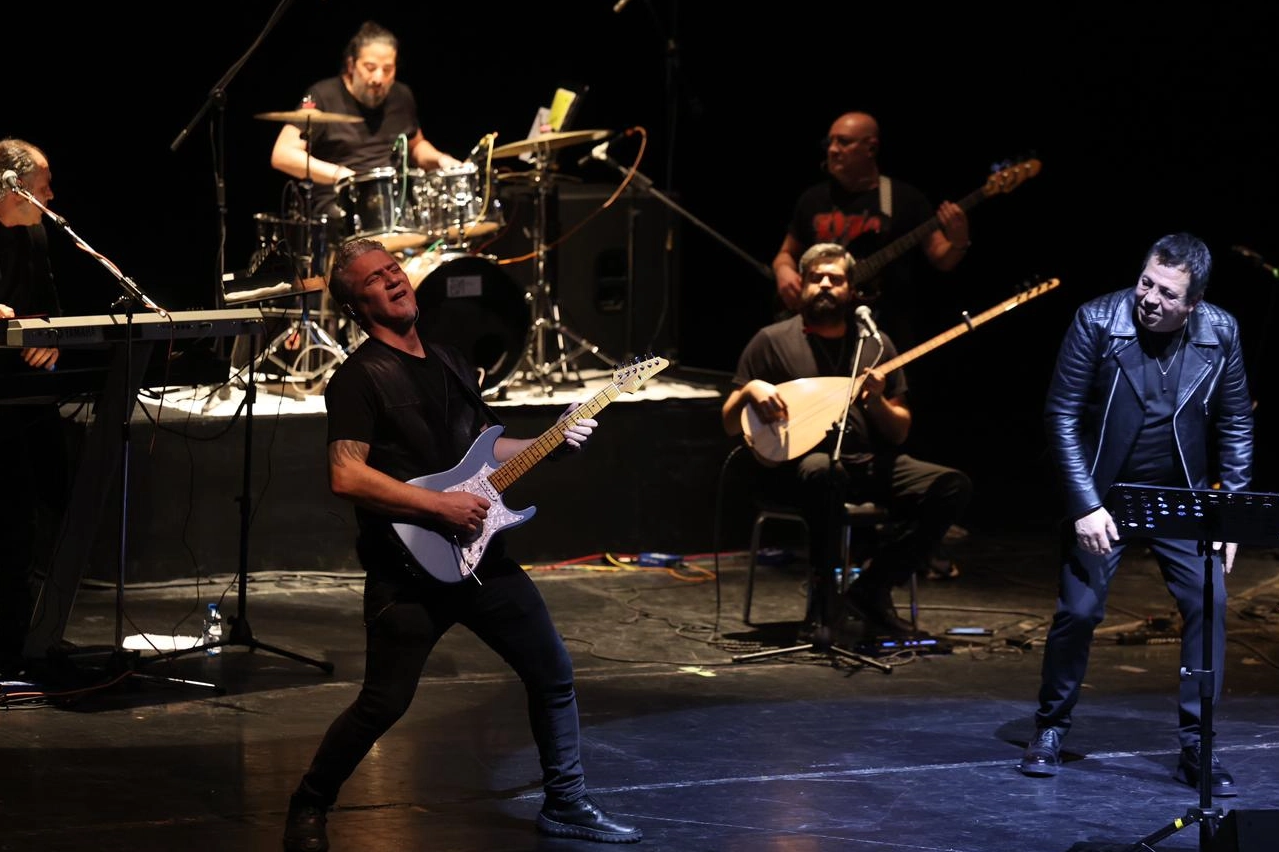 Barış Man&ccedil;o ve Cem Karaca Bakırk&ouml;y&rsquo;de anıldı