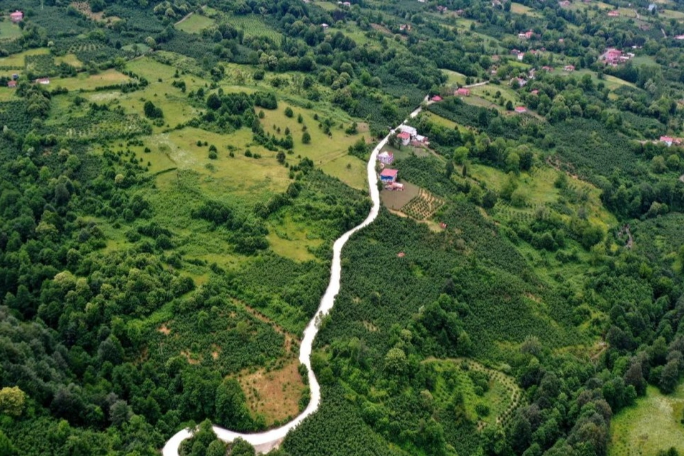 Ordu B&uuml;y&uuml;kşehir Belediyesi Akkuş&rsquo;ta ulaşımı g&uuml;&ccedil;lendiriyor
