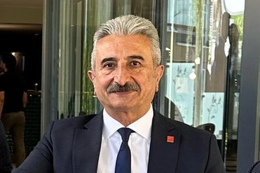 CHP'de tedbirli disiplin sevk edilen Bursa İl Başkanı Nihat Yeşiltaş'ın yerine Turgut &Ouml;zkan atandı